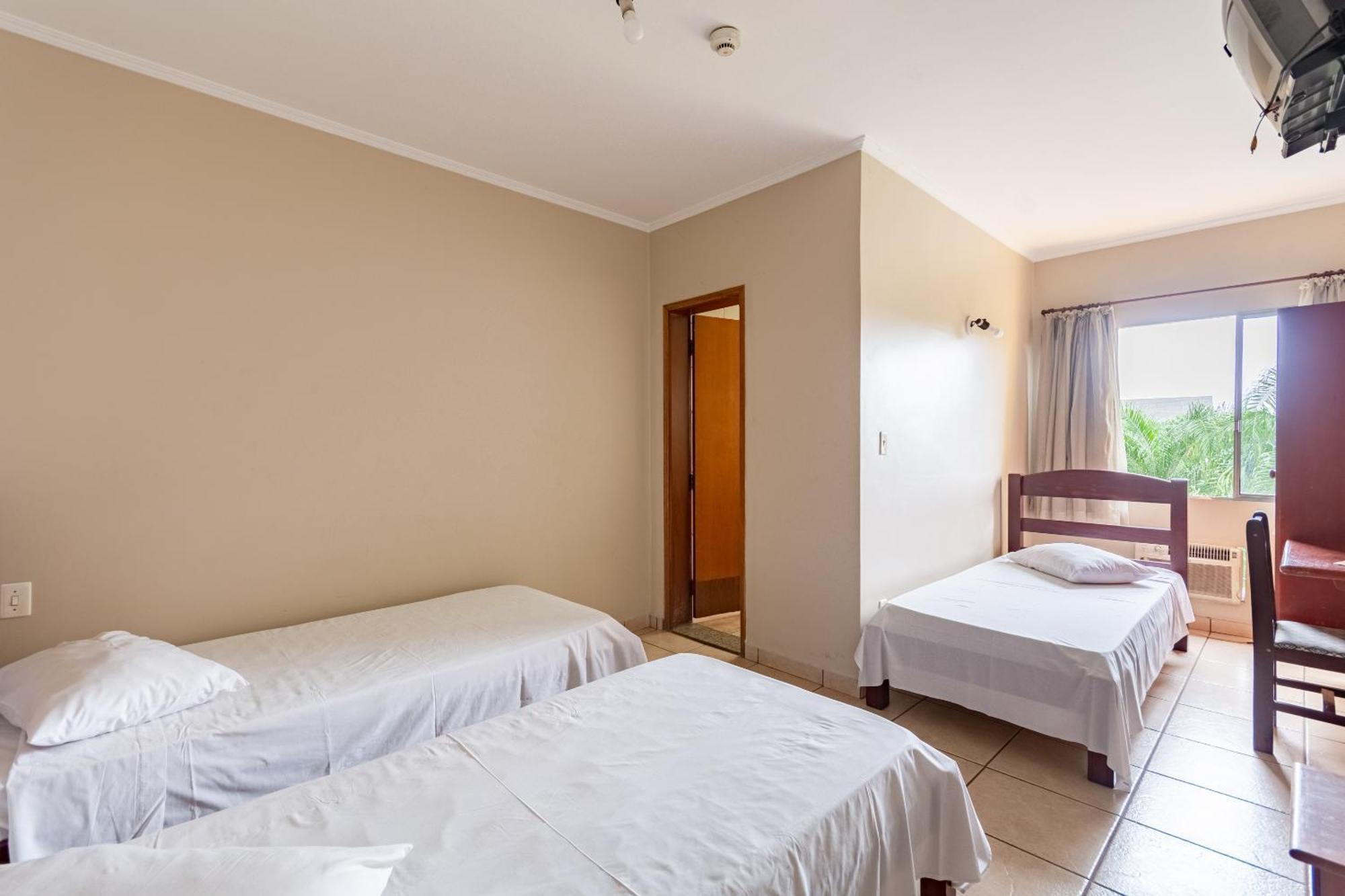 Oyo Hotel Vila Rica, Ribeirao Preto Ngoại thất bức ảnh