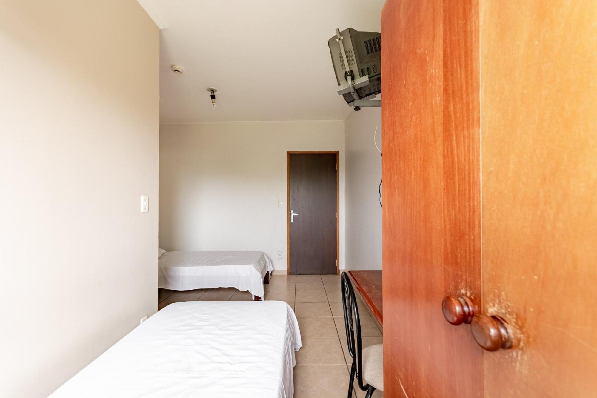 Oyo Hotel Vila Rica, Ribeirao Preto Ngoại thất bức ảnh