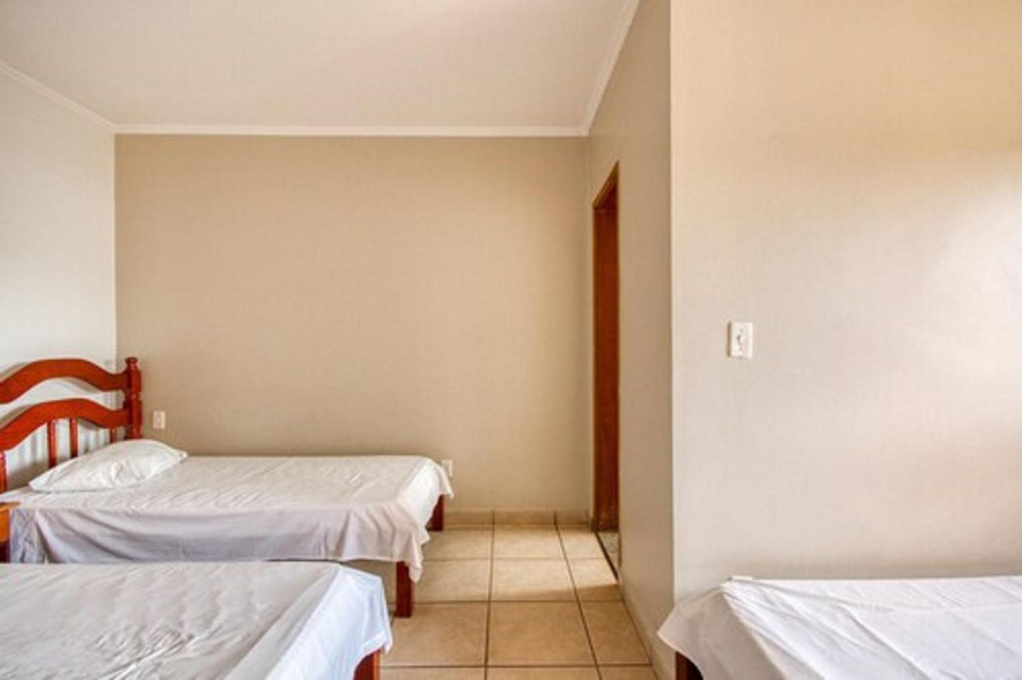 Oyo Hotel Vila Rica, Ribeirao Preto Ngoại thất bức ảnh